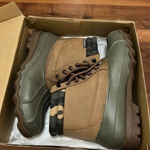 sperry duck boots for men’s